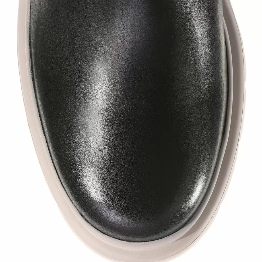 Sale Ami Women Booties