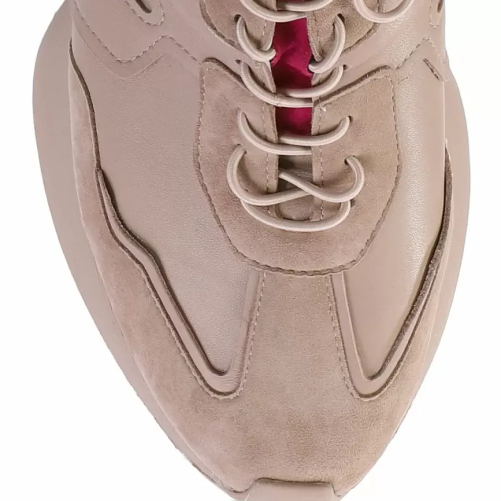 Clearance Brian Women Sneakers