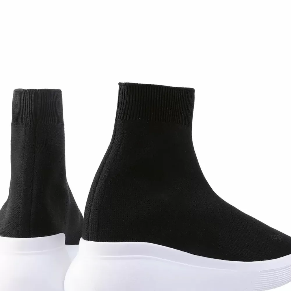 Discount Finley Women Sneakers