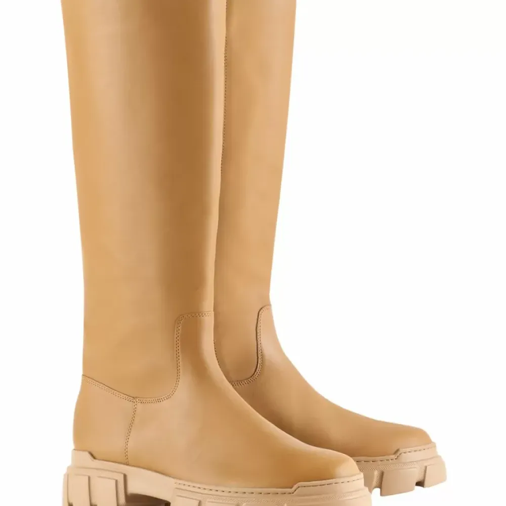 Cheap James Women Boots