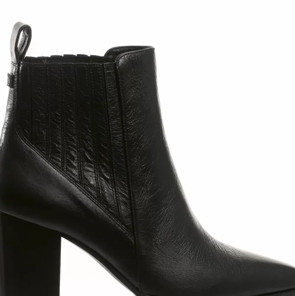 Cheap Luke Women Booties
