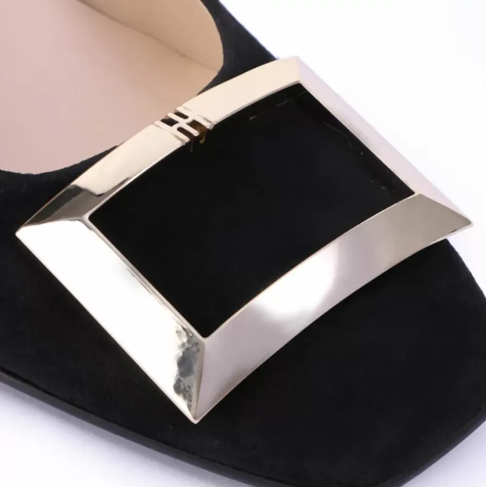 Store Thilda Women Pumps